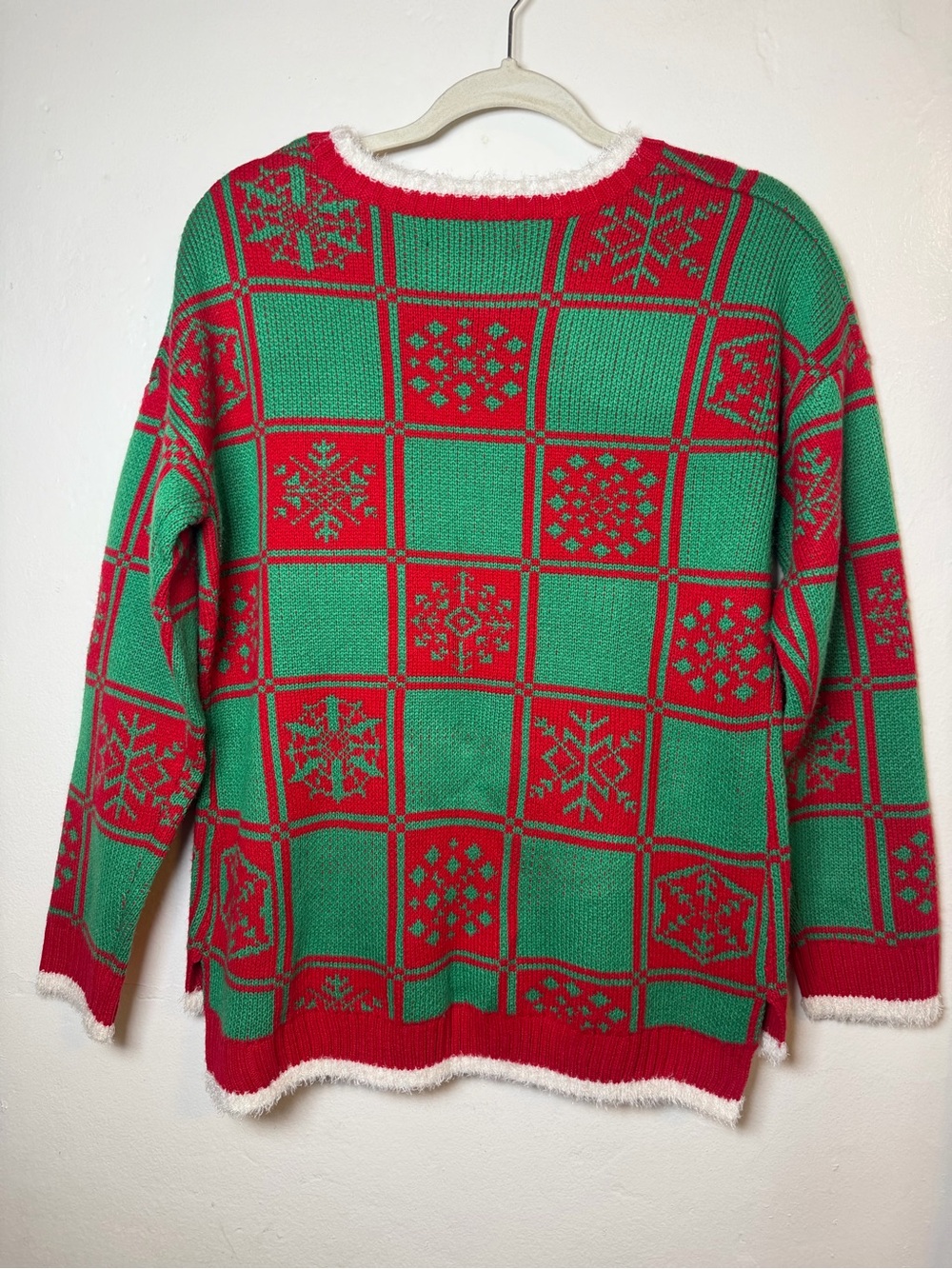 33 Degrees Christmas Pug Sweater L Ugly Holiday Sequin Santa Hat Jingle Bells - Picture 4 of 10